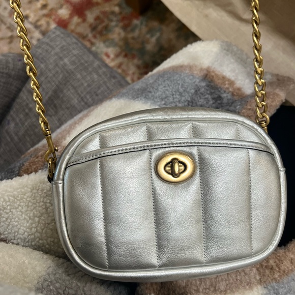 Silver coach bag amazing condition - Picture 7 of 9